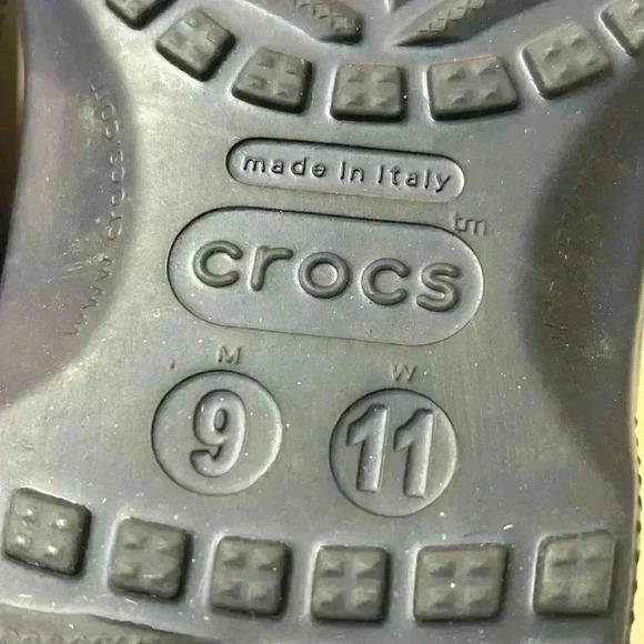 Crocs Classic Clog Navy Blue Unisex Women's Size 9 Men's Size 11 Light Feet Shoe - Picture 7 of 7